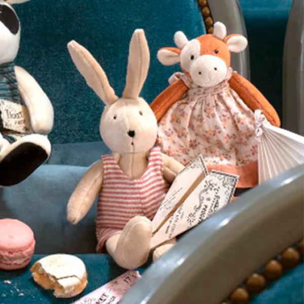 Peluche Sylvain el Conejo La Gran Familia