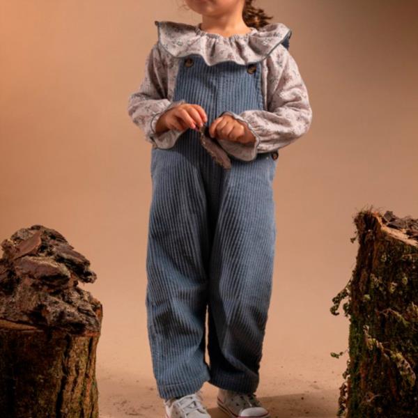 Peto Overall De Pana Ancha Con Bolsillos Trasero Color Indigo Laranjinha