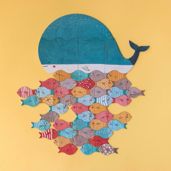 The Whale and the Fish - La Ballena y los Peces Londji
