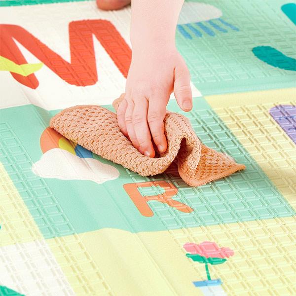 Alfombra Juego Plegable Con Alfabeto Hape