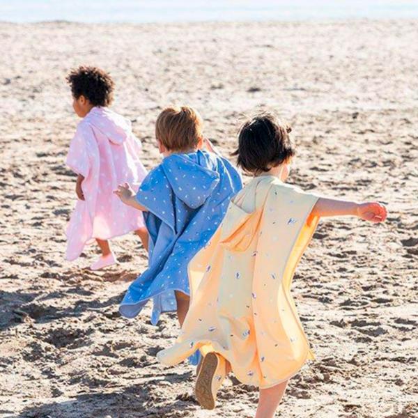 PONCHO DE PLAYA SECADO RAPIDO FISHES MONNEKA BAÑO NIÑOS TOALLA CAPUCHA PISCINA INFANTIL