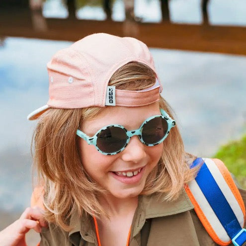 Moda y seguridad: Tendencias en gafas de sol para niños en 2025