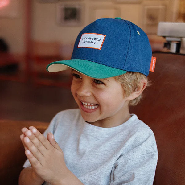 Gorra Hello Hossy Mini Night +6 Años