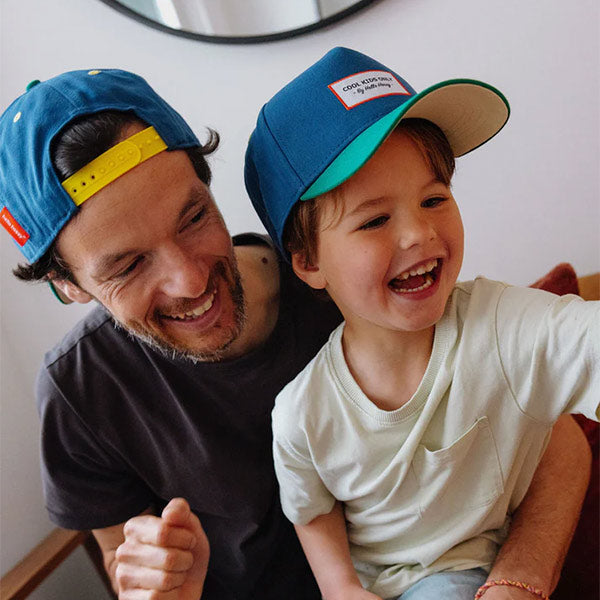 Gorra Hello Hossy Mini Night 2 a 5 Años