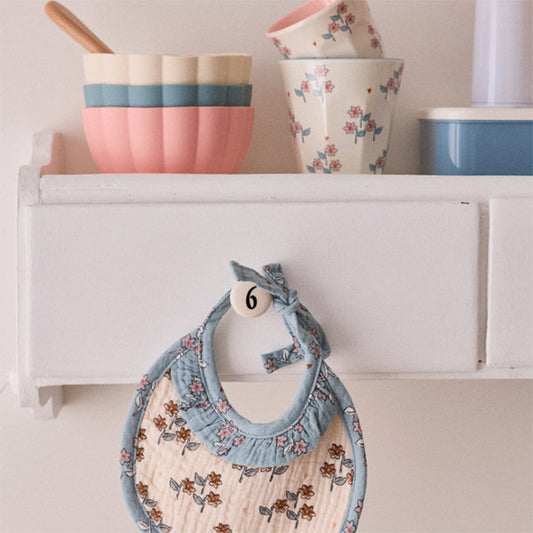 Babero Redondo Floral Crudo A La Cueillette