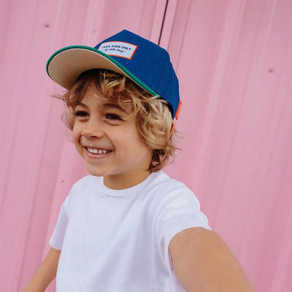 Gorra Hello Hossy Mini Night +6 Años