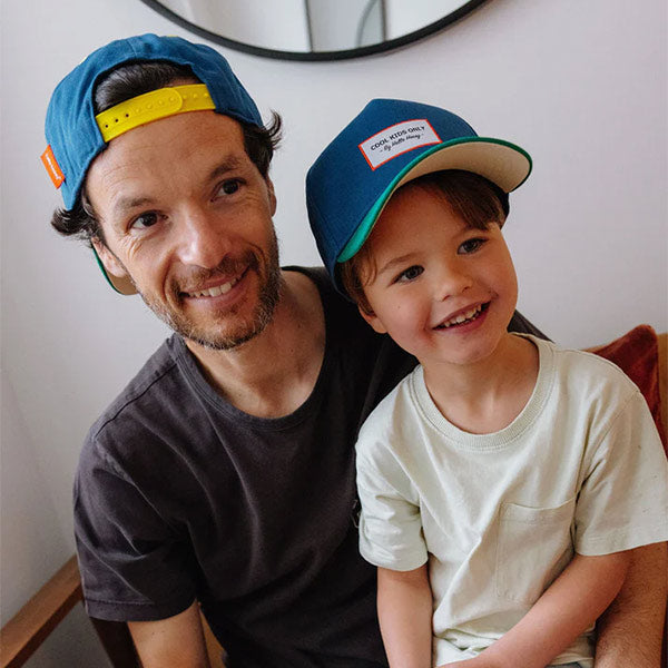 Gorra Hello Hossy Mini Night 2 a 5 Años