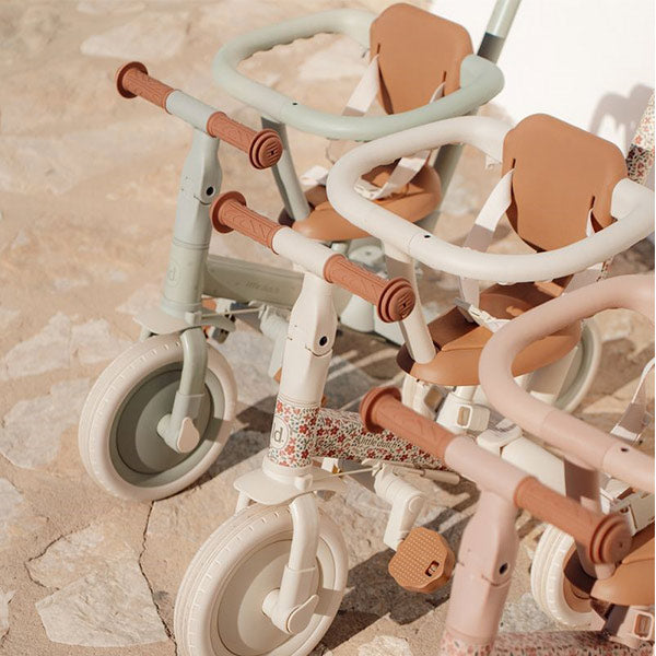 Triciclo Infantil con Barra Little Dutch Verde