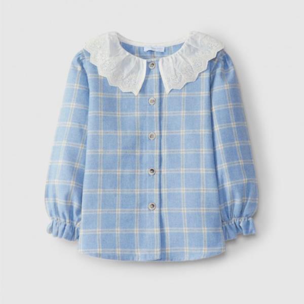 Blusa Azul A Cuadros Con Cuello Bordado Inglés Azul Medio Laranjinha