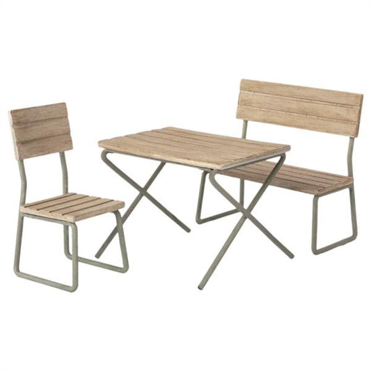 Set de Jardín Maileg Mesa, silla y banco