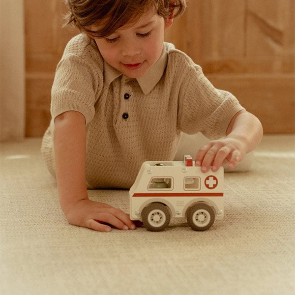 Ambulancia Little Dutch Madera