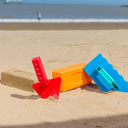 Set de Construcción de Playa - Fabrica tus ladrillos de arena - Hape