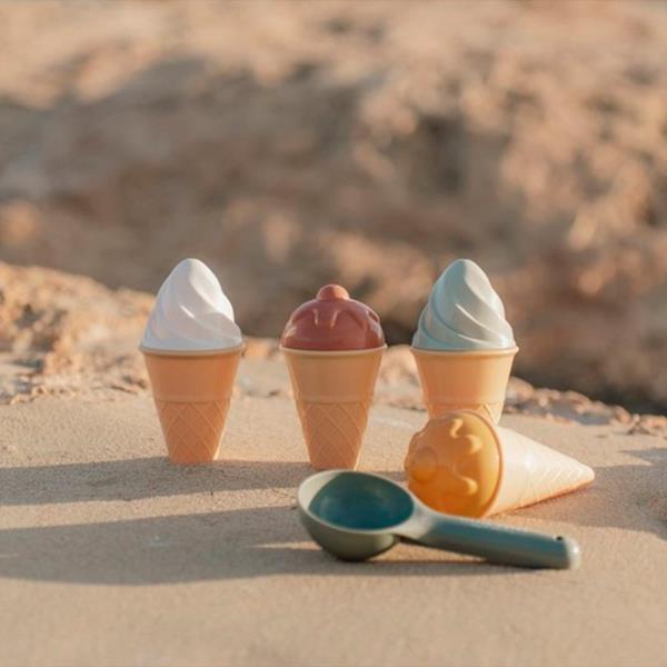 Set de Moldes Helados Little Dutch